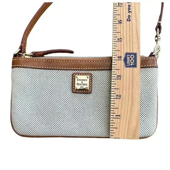 Dooney & Bourke Linen Large Slim Wristlet Wallet Purse Blue/white Tweed Fabric - Picture 6 of 7